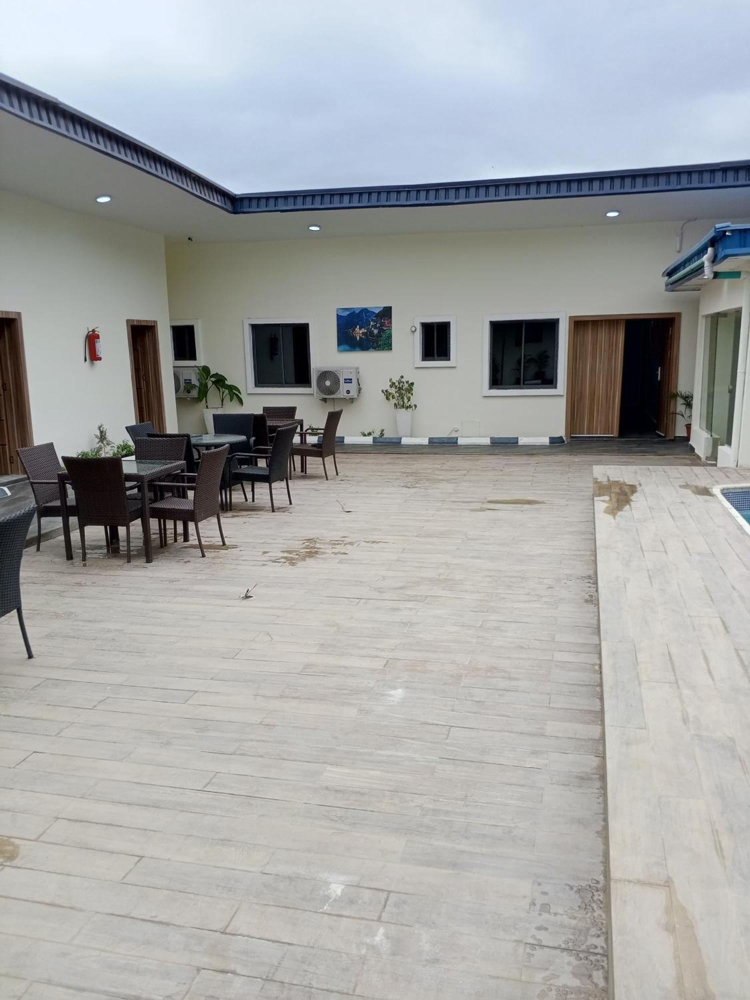 Lakehamm Residence Ikeja Exterior photo